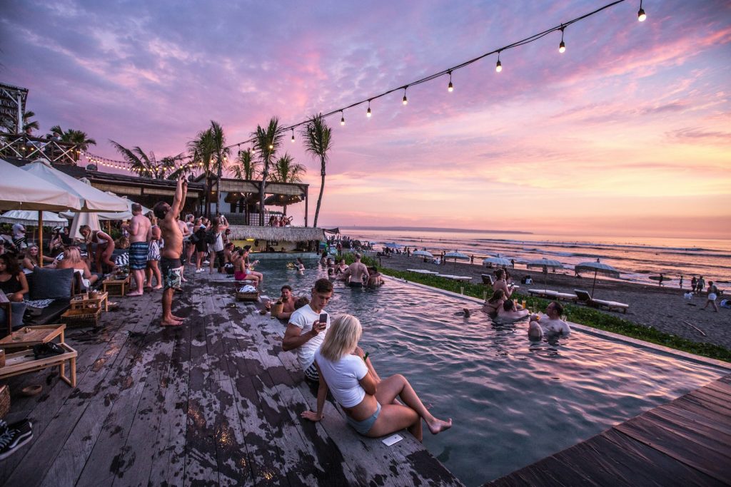 When to Hire a Villa Manager in Bali